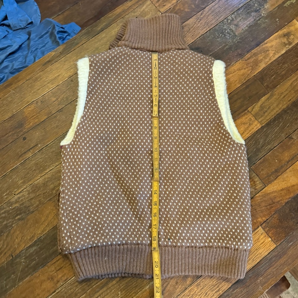 VTG Plush Fair Isle Sweater Vest - Picture 11 of 11
